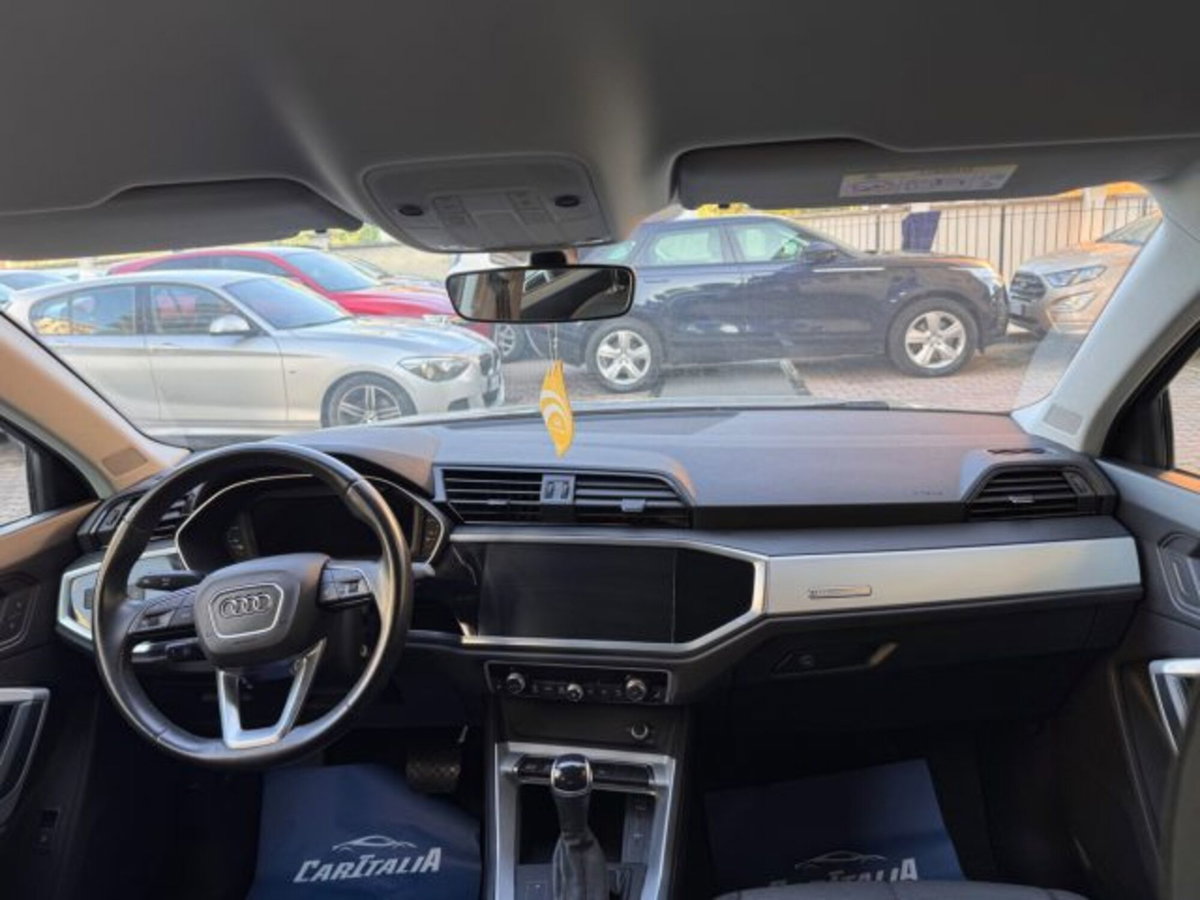 Audi Q3 45 TFSI e S tronic Business (8)
