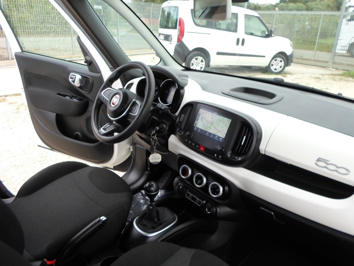 Fiat 500L 1.3 Multijet 95 CV Dualogic Mirror (15)