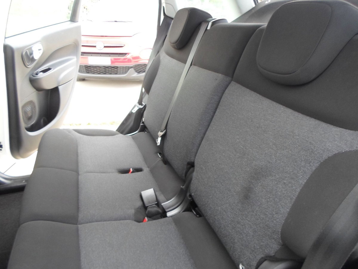 Fiat 500L 1.3 Multijet 95 CV Dualogic Mirror (17)