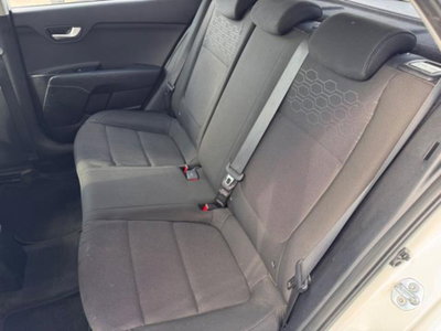 Kia Rio 1.0 T-GDi 12V Evolution (11)