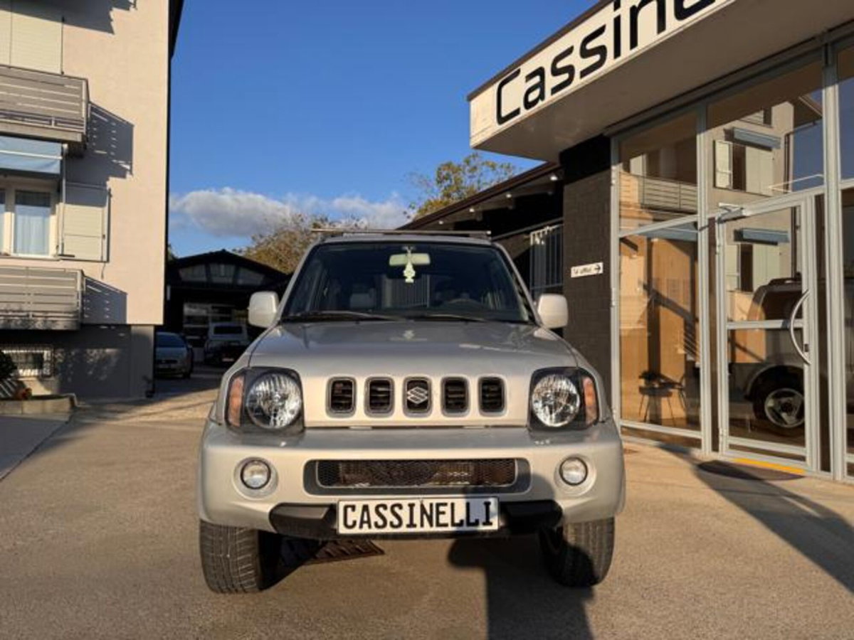 Suzuki Jimny 1.3i 16V cat 4WD JLX (3)