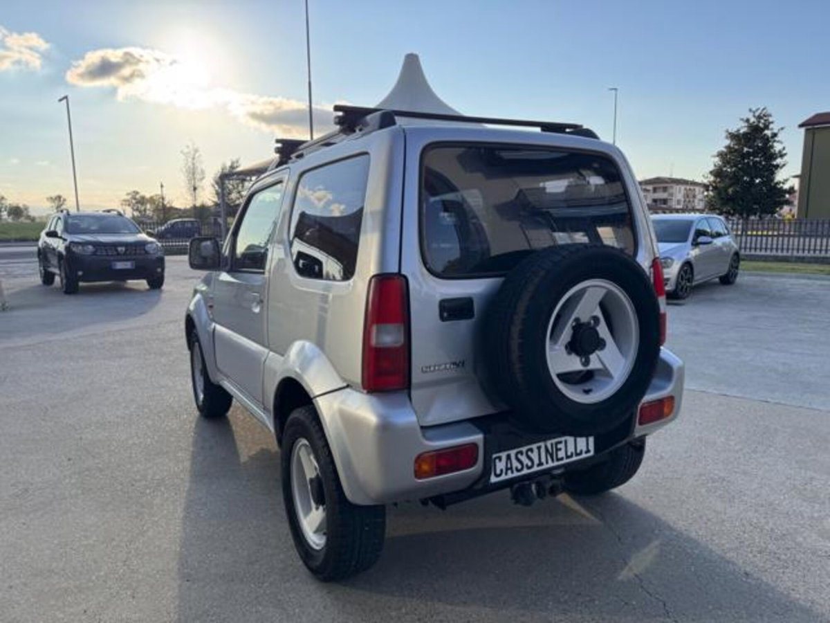 Suzuki Jimny 1.3i 16V cat 4WD JLX (7)