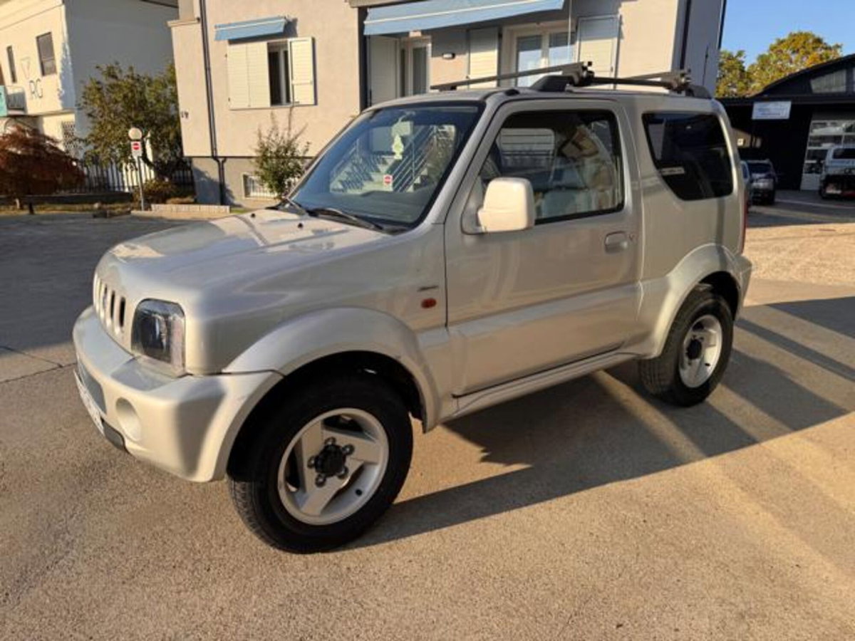 Suzuki Jimny 1.3i 16V cat 4WD JLX (9)