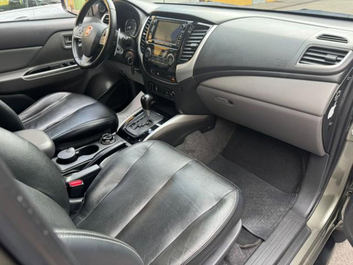 Fiat Fullback 2.4 180CV Doppia Cabina LX S&S Cross (7)