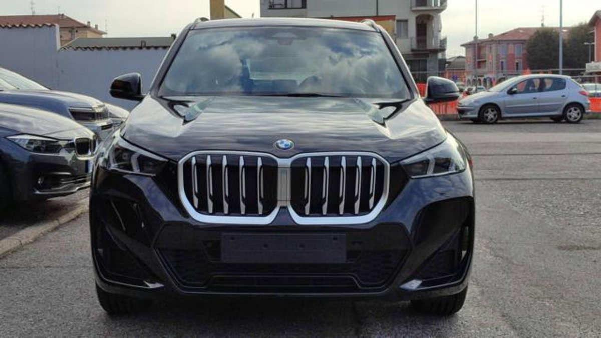 BMW X1 sDrive 18i Msport (2)