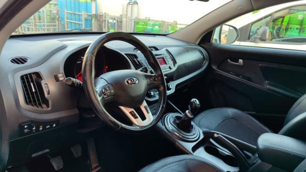 Kia Sportage 1.6 CRDI 115 CV 2WD Business Class (5)
