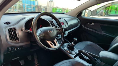 Kia Sportage 1.6 CRDI 115 CV 2WD Business Class (5)