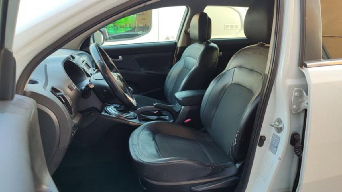 Kia Sportage 1.6 CRDI 115 CV 2WD Business Class (6)