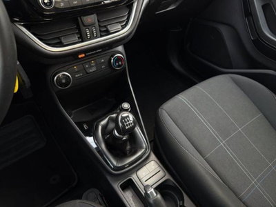 Ford Fiesta 1.5 TDCi 5 porte Vignale (11)