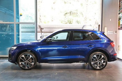 Audi Q5 40 2.0 tdi mhev 12V Identity Black quattro s-tronic (3)