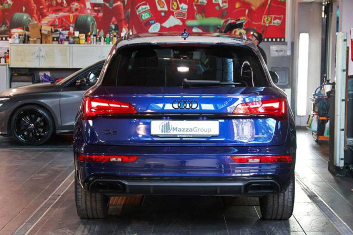 Audi Q5 40 2.0 tdi mhev 12V Identity Black quattro s-tronic (4)