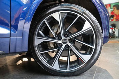 Audi Q5 40 2.0 tdi mhev 12V Identity Black quattro s-tronic (6)