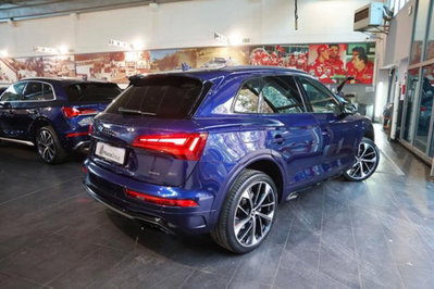 Audi Q5 40 2.0 tdi mhev 12V Identity Black quattro s-tronic (9)