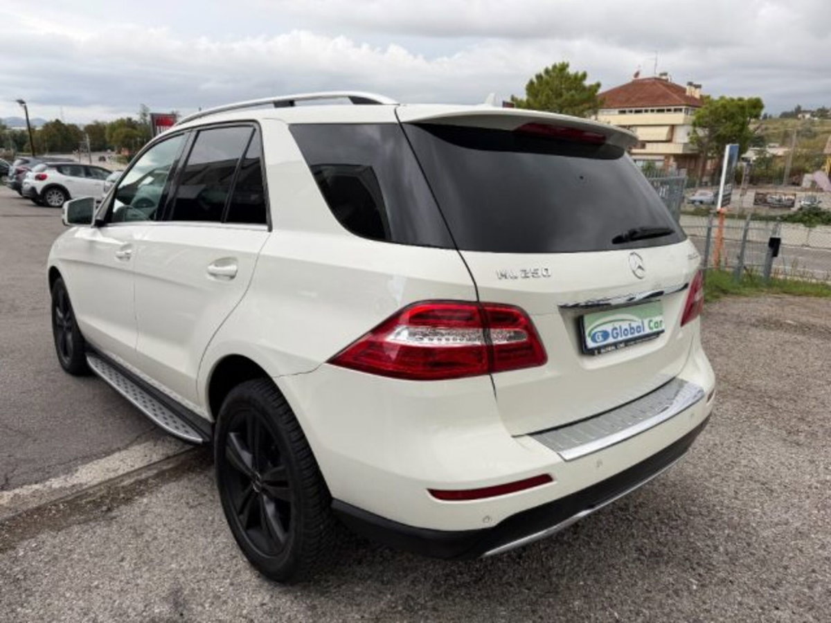 Mercedes-Benz Classe ML 250 BlueTEC 4Matic Premium (5)