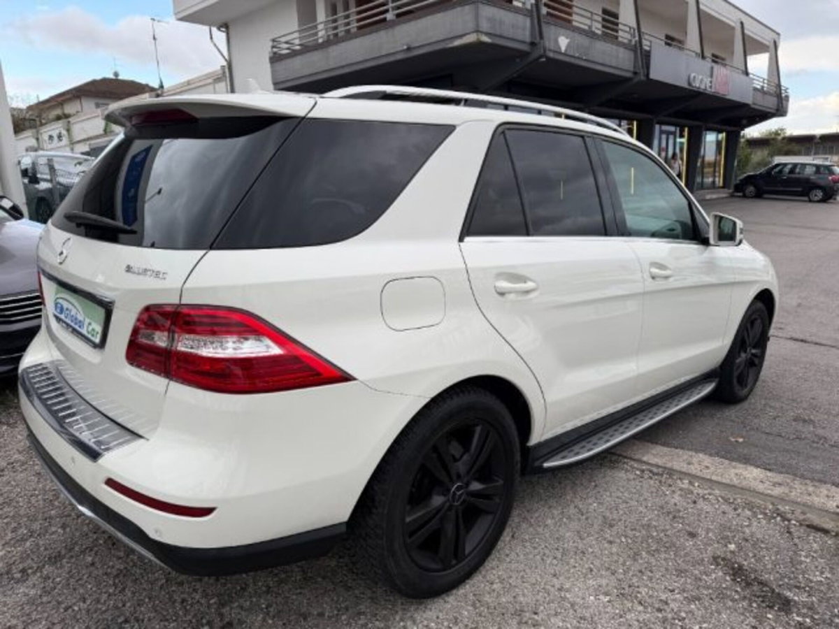 Mercedes-Benz Classe ML 250 BlueTEC 4Matic Premium (6)