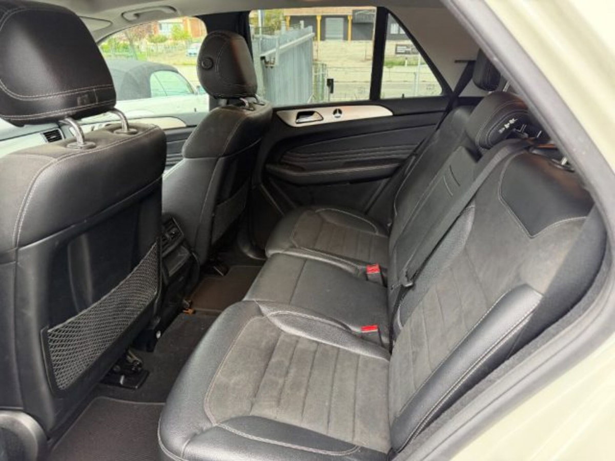 Mercedes-Benz Classe ML 250 BlueTEC 4Matic Premium (9)