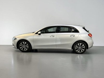 Mercedes-Benz Classe A 180 d Business (2)