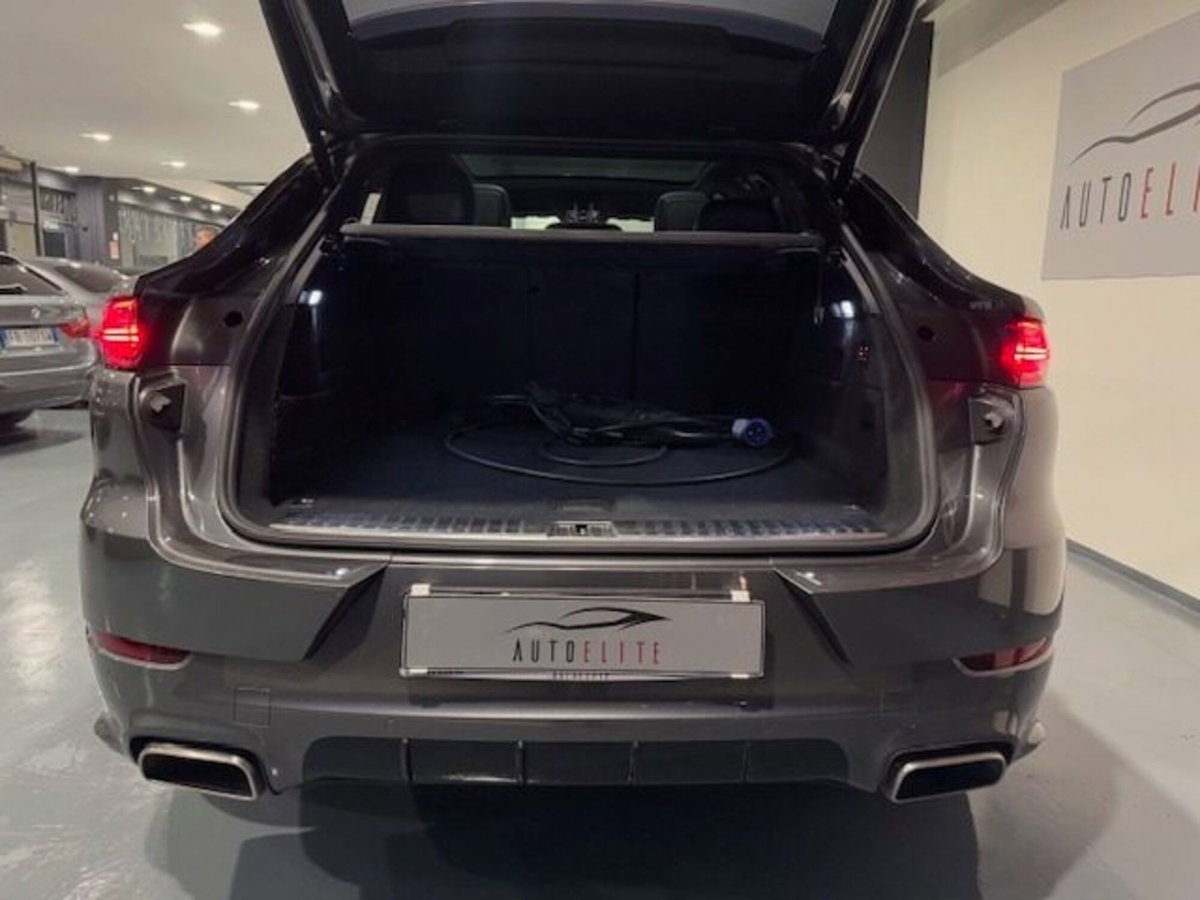 Porsche Cayenne Coupé 3.0 V6 (10)