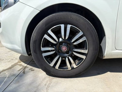 Fiat Punto 1.3 MJT II S&S 85 CV 5 porte ECO Street (17)