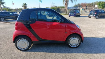 smart Fortwo 1000 45 kW MHD coupé pure (8)
