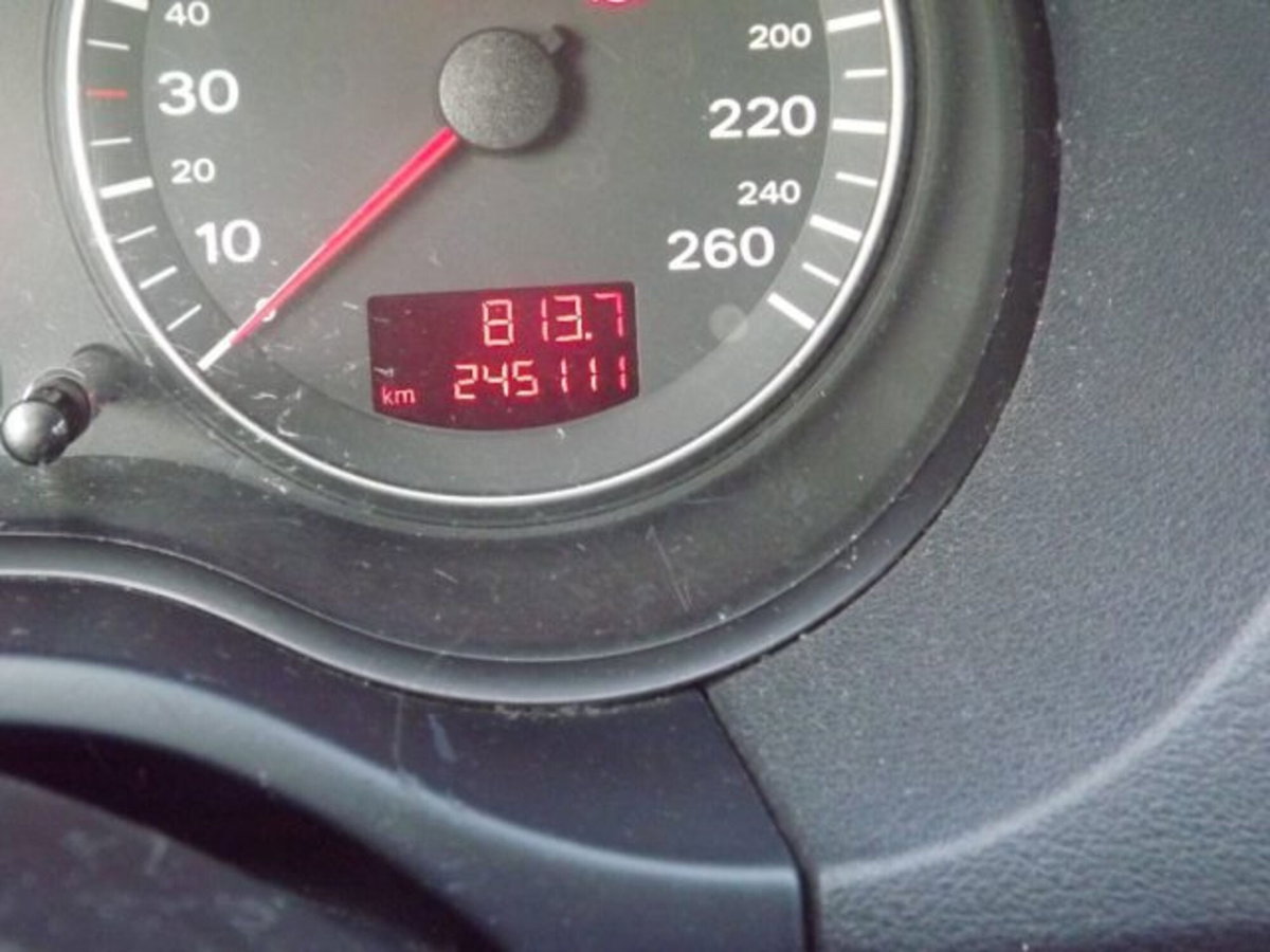 Audi A3 Sportback 2.0 16V TDI Attraction (10)