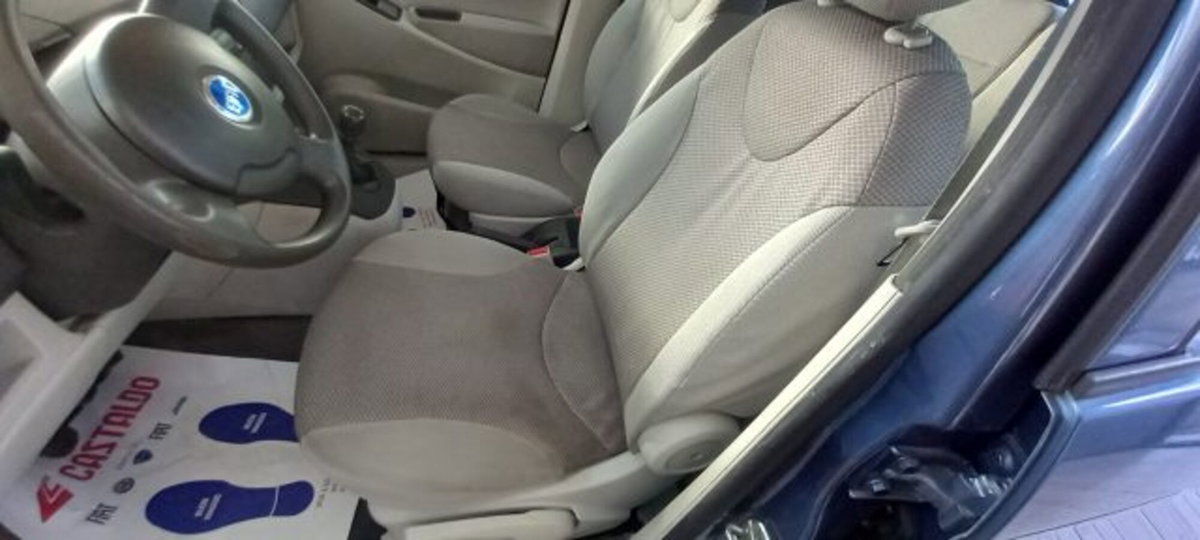 Fiat Idea 1.4 16V Dynamic (6)