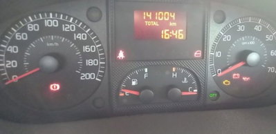 Fiat Idea 1.4 16V Dynamic (9)