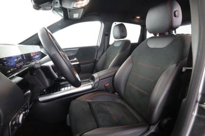 Mercedes-Benz CLA Shooting Brake 180 d Automatic Shooting Brake Premium (2)