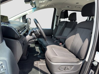 Hyundai Staria 2.2 2wd auto (10)