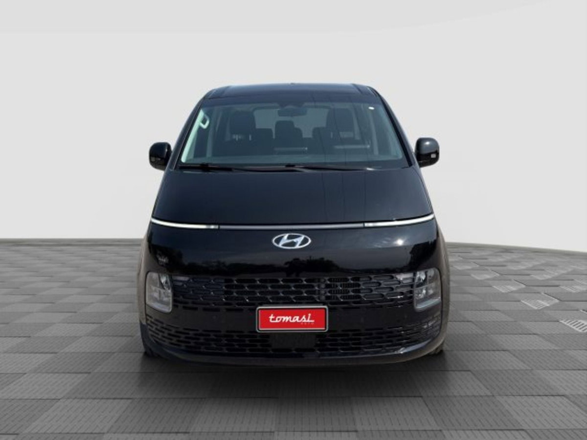 Hyundai Staria 2.2 2wd auto (8)