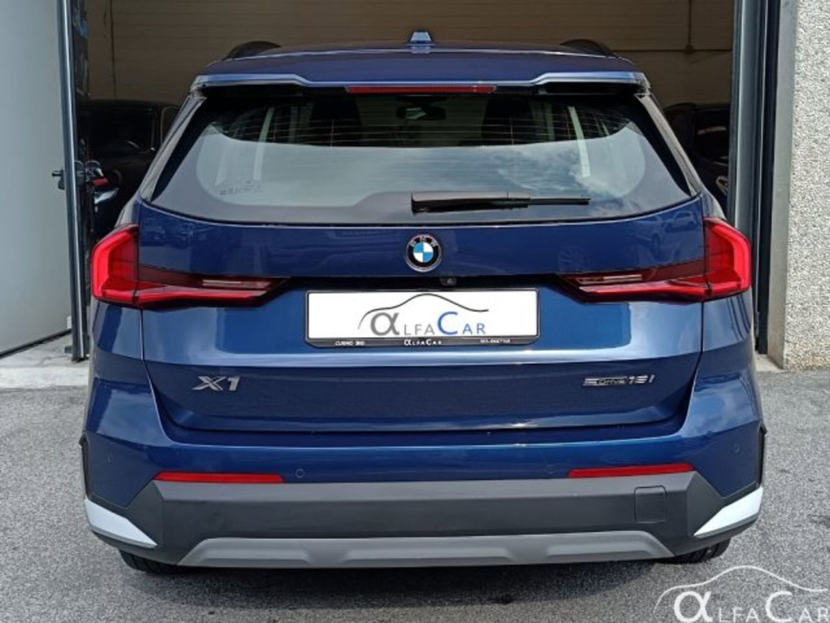 BMW X1 sDrive 18i Msport (4)