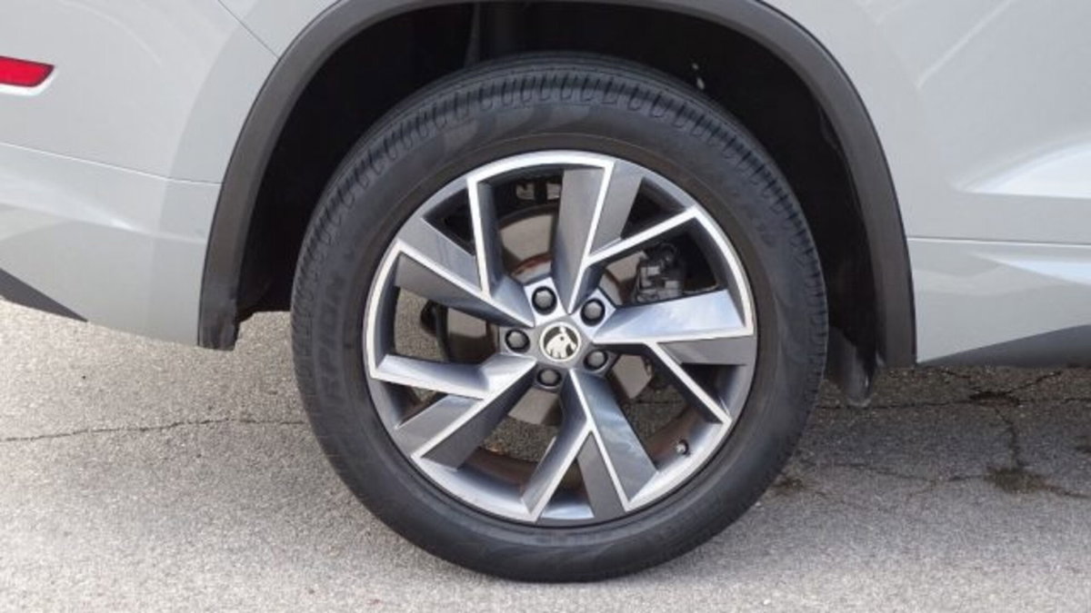 Skoda Kodiaq 2.0 tdi evo Sportline 150cv dsg (18)