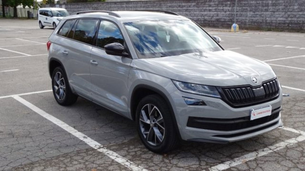 Skoda Kodiaq 2.0 tdi evo Sportline 150cv dsg (2)