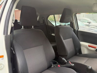 Suzuki Ignis 1.2h Top 2wd (12)