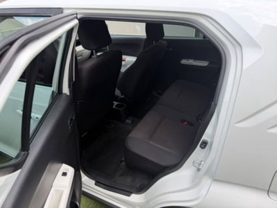 Suzuki Ignis 1.2h Top 2wd (20)