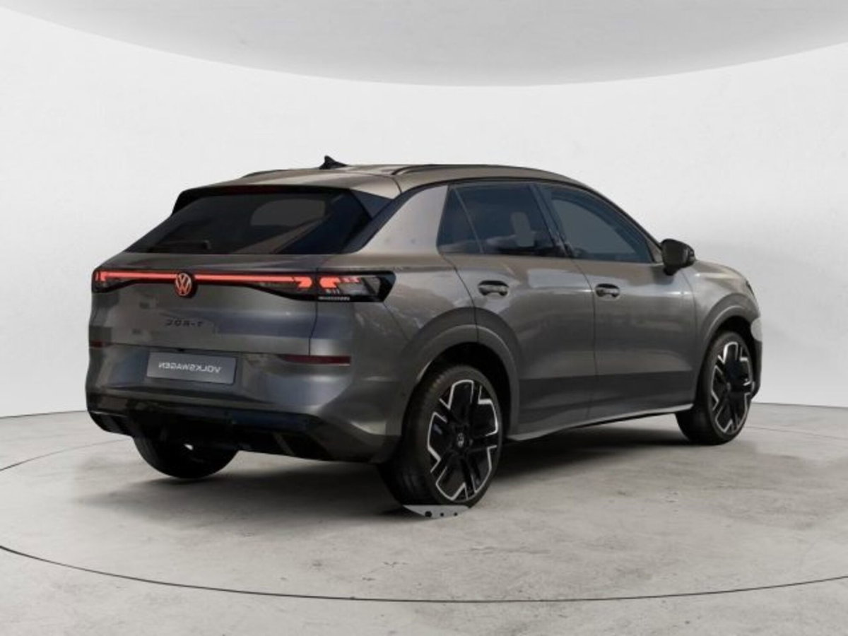 Volkswagen T-Roc 1.5 etsi R-Line 150cv dsg (6)