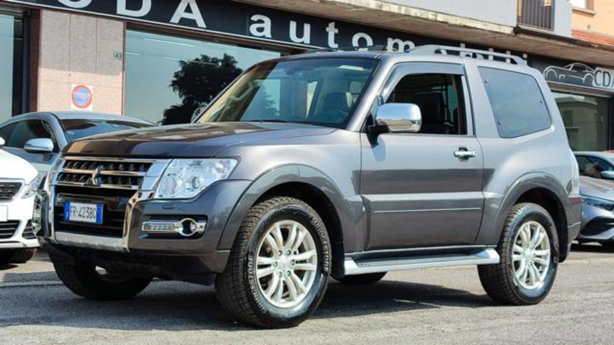 Mitsubishi Pajero 3.2 DI-D 16V aut. 3p. Intense DPF