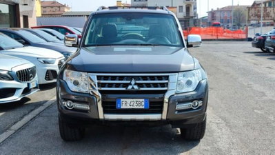 Mitsubishi Pajero 3.2 DI-D 16V aut. 3p. Intense DPF (2)