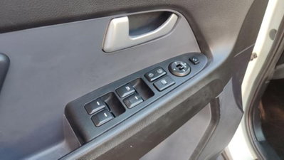 Kia Sportage 1.6 CRDI 115 CV 2WD Business Class (7)