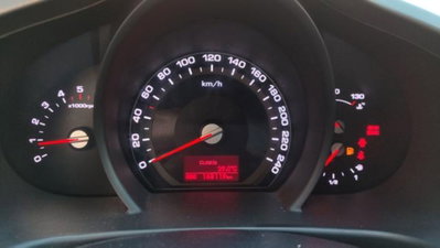 Kia Sportage 1.6 CRDI 115 CV 2WD Business Class (8)