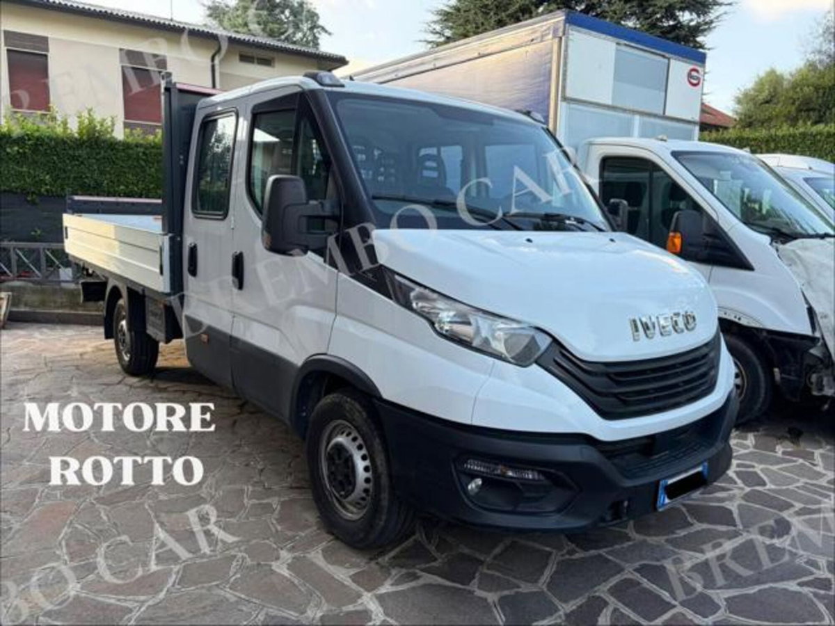 Iveco Daily Telaio 35S14 2.3 HPT PLM Cabinato