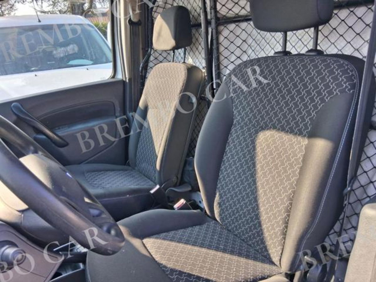 Renault Kangoo 1.5 dCi 90CV F.AP. 4p. Express Maxi Combi (8)