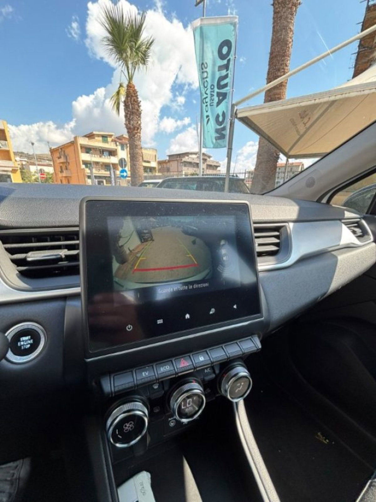 Renault Captur Full Hybrid E-Tech 145 CV Business (10)