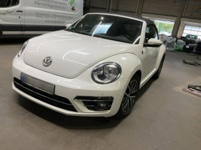 Volkswagen Maggiolino Cabrio 1.2 TSI Design usata