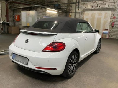 Volkswagen Maggiolino Cabrio 1.2 TSI Design (2)