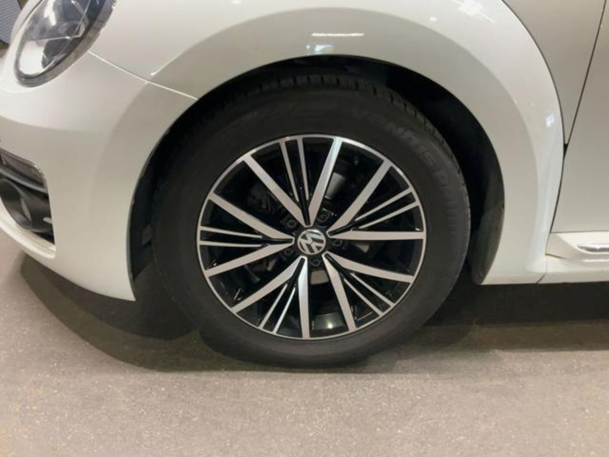 Volkswagen Maggiolino Cabrio 1.2 TSI Design (4)