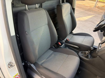Volkswagen Veicoli Commerciali Caddy 1.4 TGI Kombi (15)