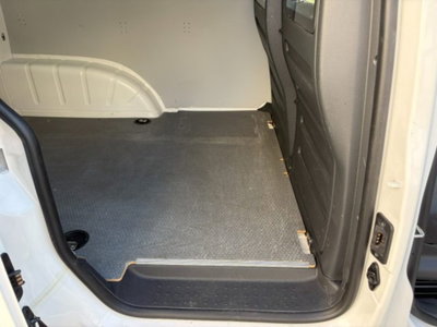 Volkswagen Veicoli Commerciali Caddy 1.4 TGI Kombi (16)