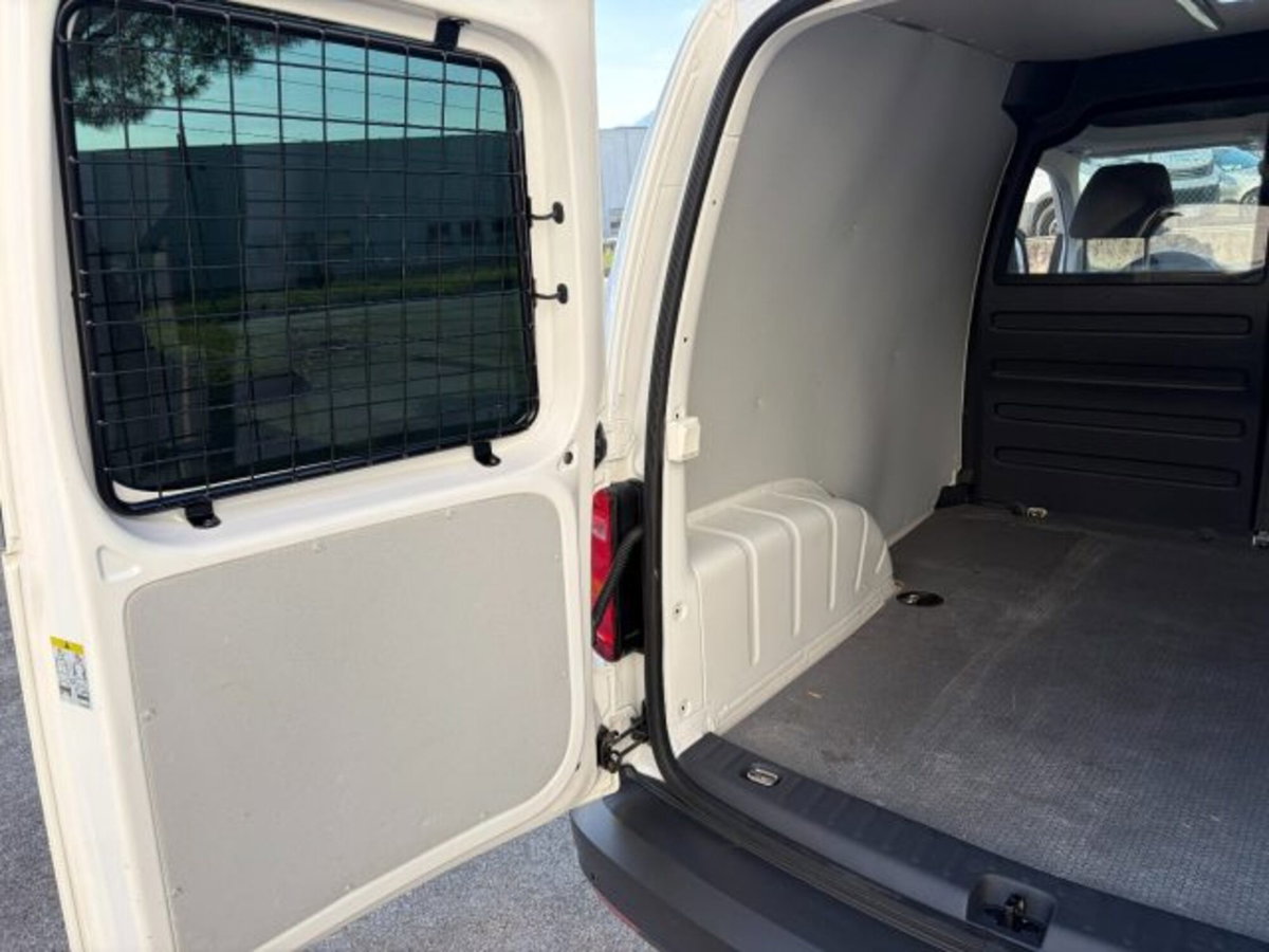 Volkswagen Veicoli Commerciali Caddy 1.4 TGI Kombi (19)
