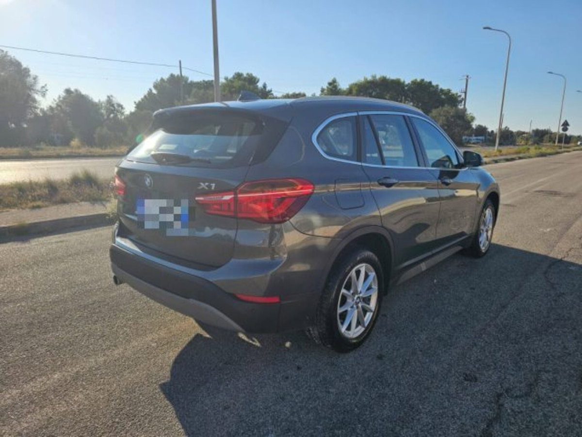BMW X1 xDrive18d Sport (5)